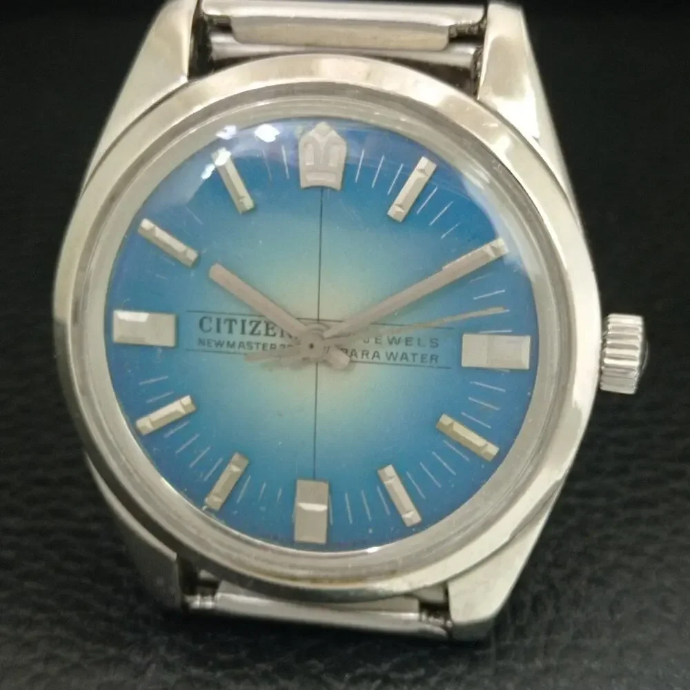 Vintage 1971 Citizen Manual Wound Mens Silver Watch & Blue accents